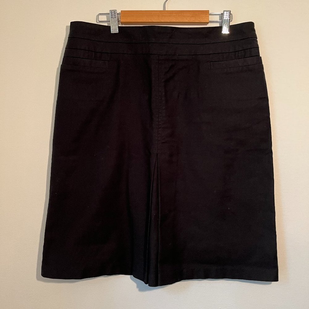 Black Gap Stretch Front-Pleat Skirt